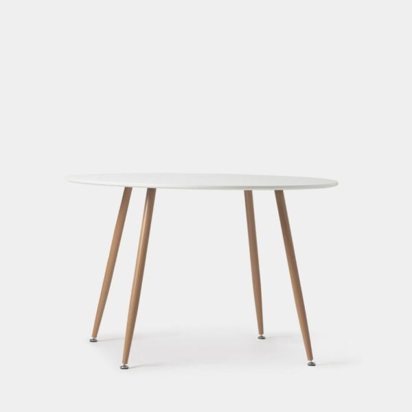 La mesa de comedor redonda Lyss es de estilo nórdico y minimalista. Se convierte en la elección segura si eres un apasionado del diseño escandinavo y tienes un espacio reducido. Con sobre blanco y patas en acabado natural