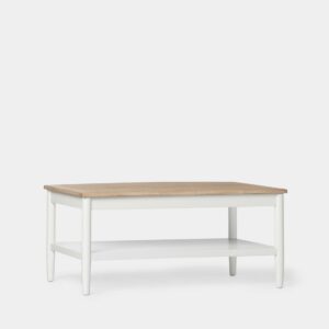 La mesa de centro elevable Ava con sobre en chapa natural y patas blancas es la combinación perfecta entre funcionalidad y diseño. Su sobre elevable te permitirá  trabajar con tu ordenador o comer cómodamente desde tu sofá. Además