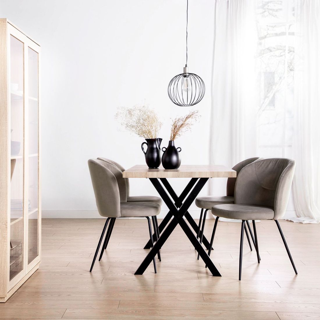 Mesa-de-comedor-rectangular-135-efecto-madera-con-pata-metalica-negra-Parks-7