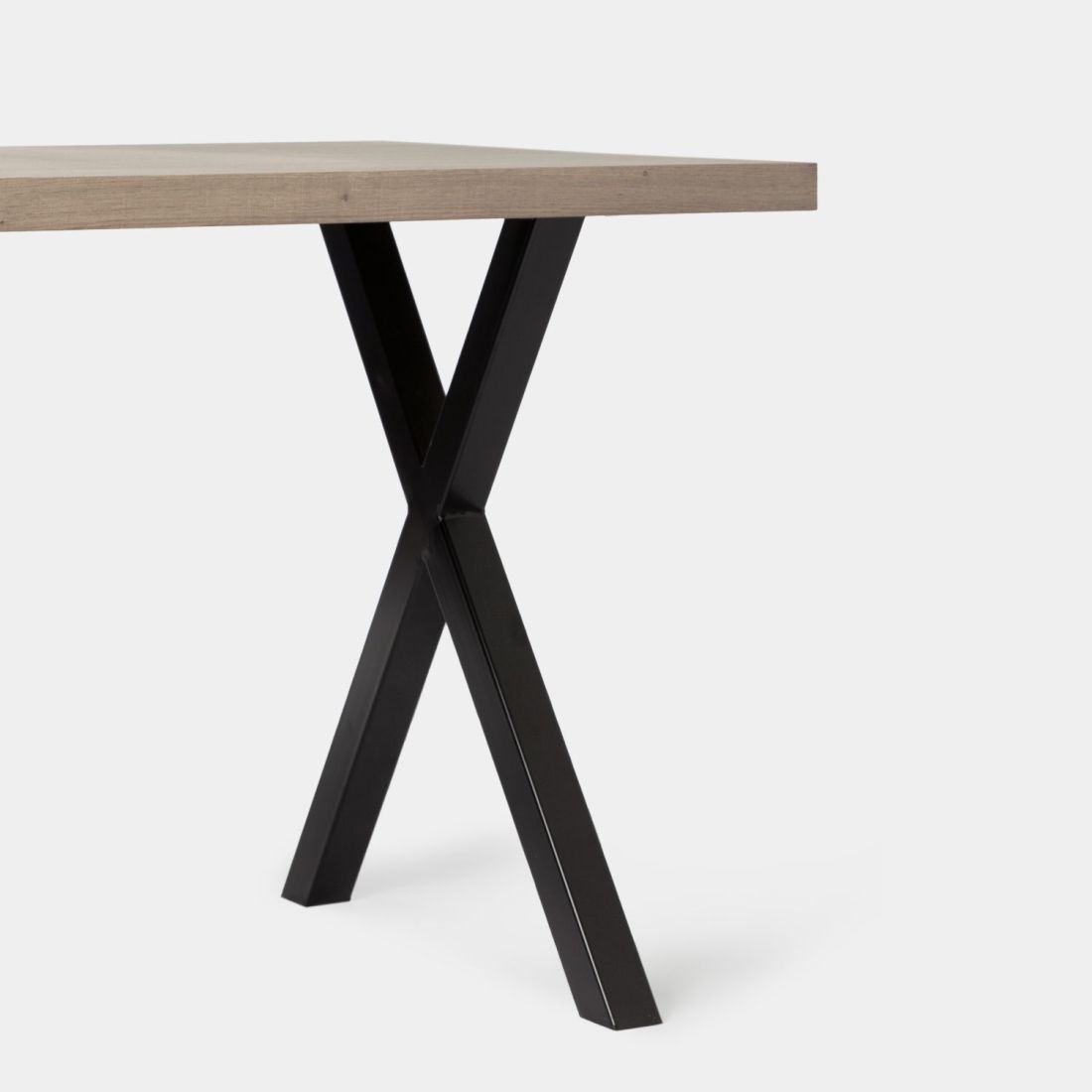 Mesa-de-comedor-rectangular-135-efecto-madera-con-pata-metalica-negra-Parks-9