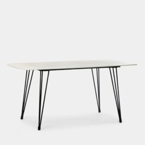 La mesa de comedor rectangular Nils de estilo contemporáneo es una de nuestras favoritas. Su diseño exclusivo y diferenciador con tablero en acabado terrazo premium blanco