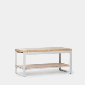 La mesa de centro elevable y extensible Alvi cuenta con 3 posiciones diferentes que permiten aprovechar al máximo el espacio en el salón. Su sobre en madera de roble extensible permite pasar a una superficie útil de 90x100 cm en cuestión de segundos