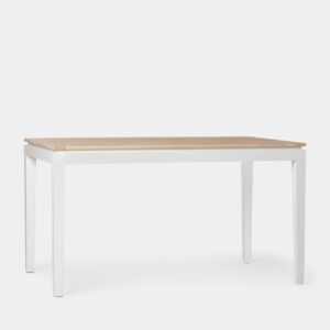 La mesa de comedor rectangular Baltic en chapa natural y madera maciza en color blanco es la mesa ideal para aquellos que buscan una mesa elegante y sofisticada. Su diseño atemporal y sencillo hace que sea capaz de encajar en cualquier estilo decorativo. Es apta para 6 comensales