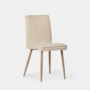 Eleva el estilo y la comodidad de tu hogar con la silla de comedor Mika. Su tapizado beige y patas metálicas efecto madera añaden un toque de sofisticación a cualquier estancia. Versátil y ergonómica