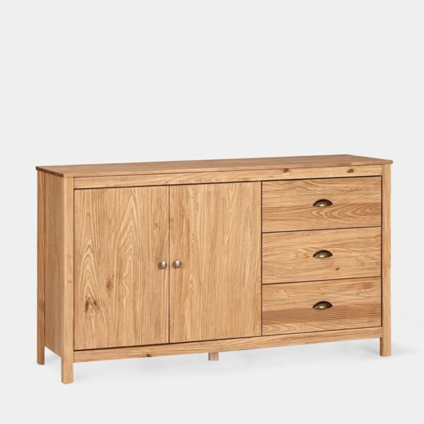 Consigue un extra de almacenamiento y calidez con el aparador Oak